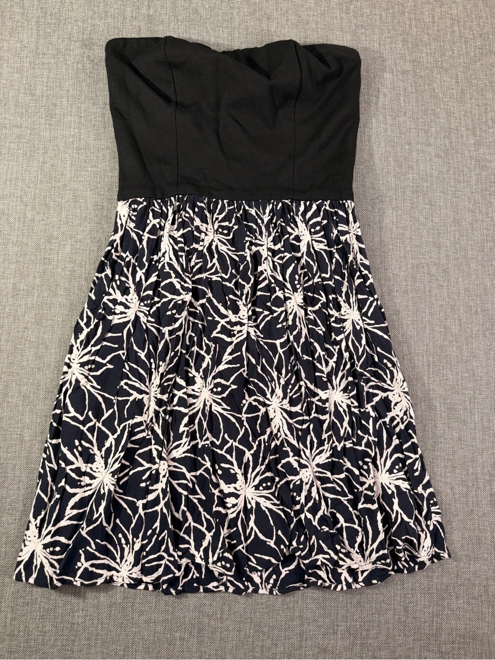 Strapless Black & White Floral Fit-and-Flare Dress Size Small Sexy